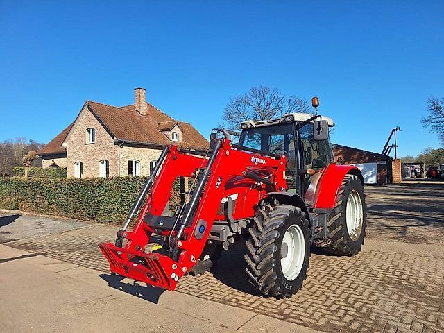 Massey Ferguson 5609 Tractor €39,950