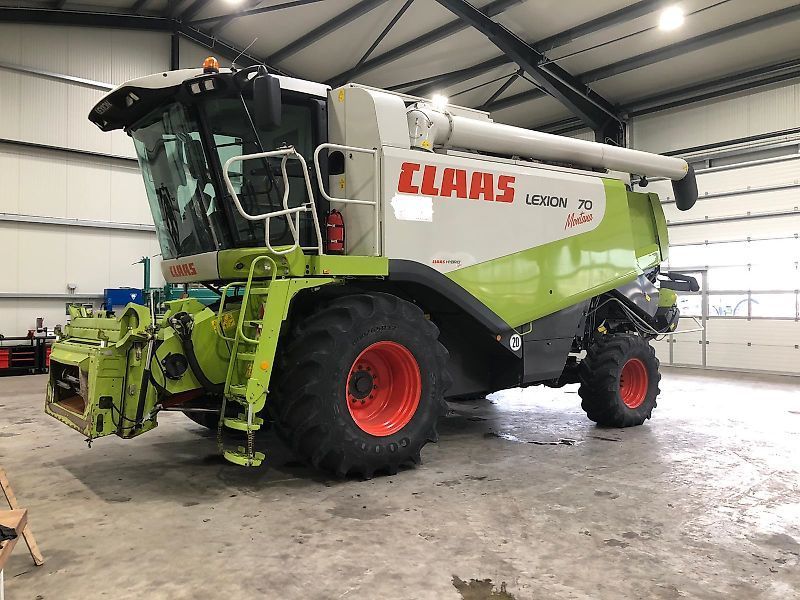 E-FARM: Claas Lexion 570 Montana - Combină de recoltat - id ZC8S356 - 119.950 EUR - Anul: 2008 - Citeste ore: 2.226,Muterea motorului: 396,Polonia
