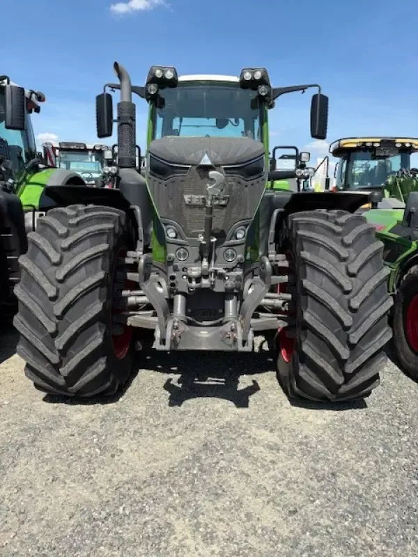 E-FARM: Fendt 942 Vario ProfiPlus - Tractor - id GB8HPDS - 240.000 € - Año: 2021 - Horas: 4119,Potencia del motor: 415,Alemania