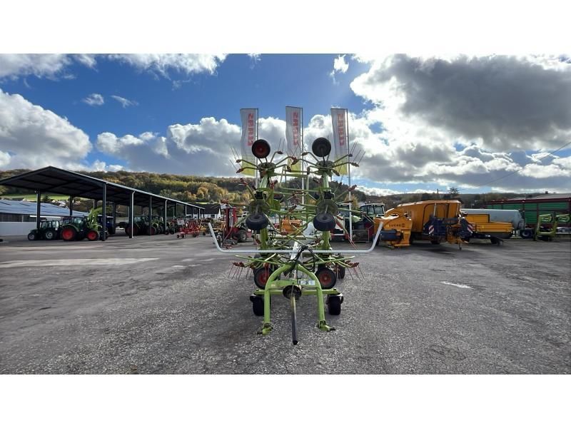 Claas Volto 1300 T Tedder €13,000