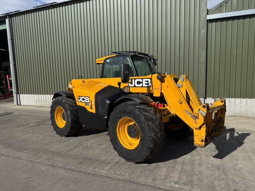E-FARM: JCB 541-70 AGRI Super - Телескопичен товарач - id DBCDGDX - 33 429 € - Година на построяване: 2017 - Работни часове на двигателя: 7359,Обединеното кралство