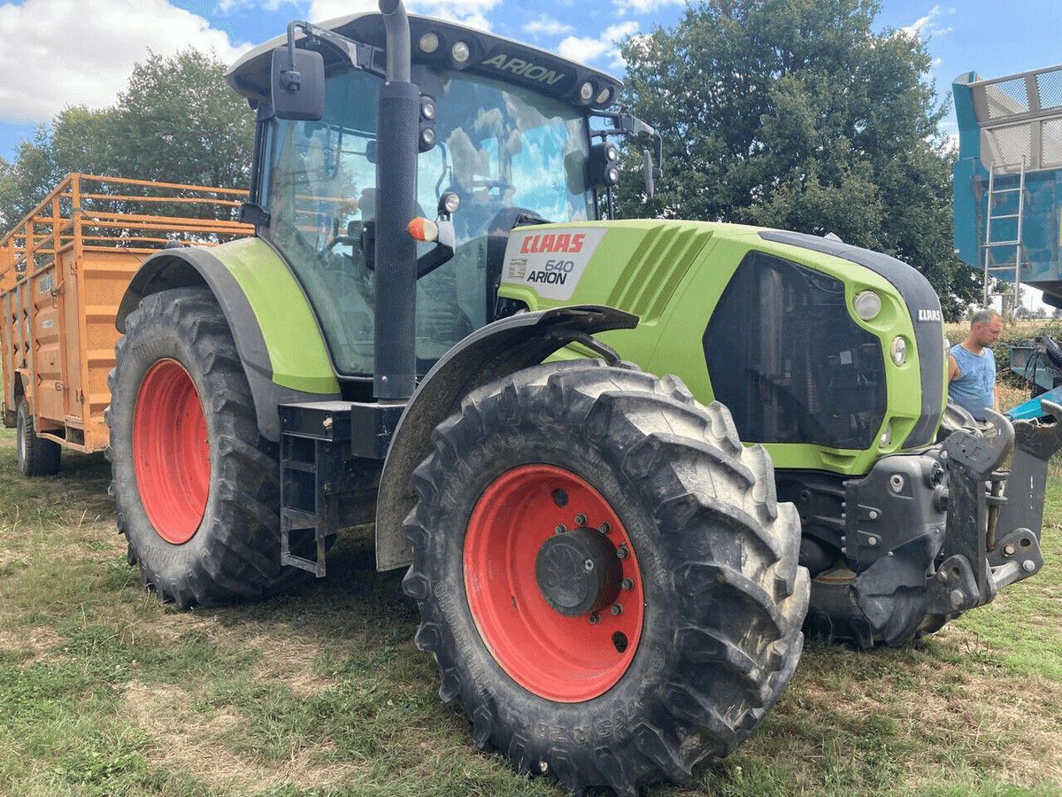 Claas Arion 640 CIS Tractor €55,000