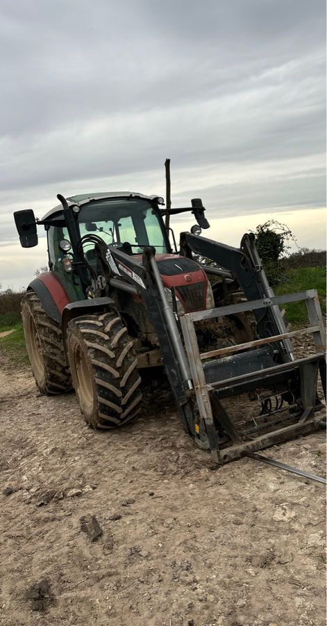 E-FARM: New Holland T5.115 - Tractor - id TPIEKU1 - 49.000 EUR - Anul: 2020 - Citeste ore: 3.000,Muterea motorului: 115,Franța