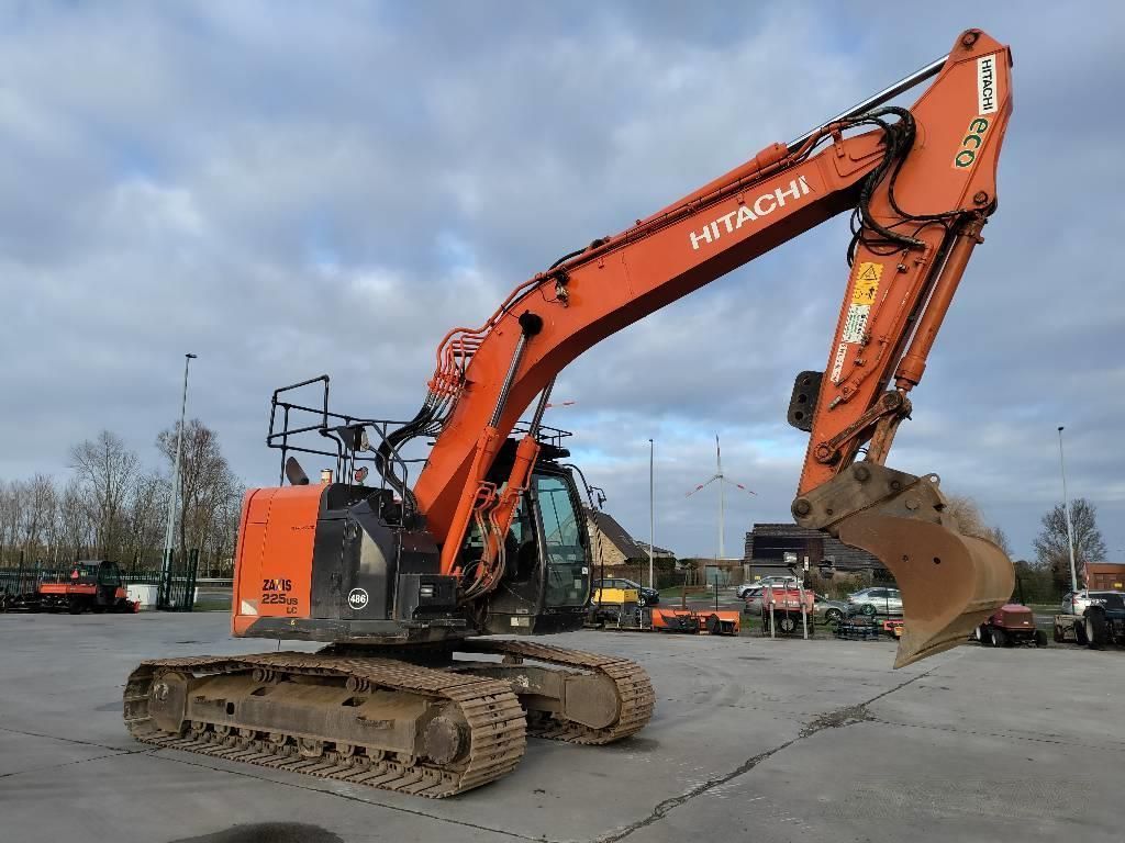E-FARM: Hitachi zx 225 us lc-5 b - Crawler excavator - id E-FARM: Hitachi zx 225 us lc-5 b - Crawler excavator - id