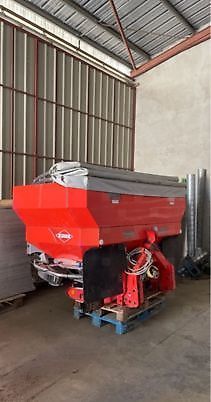 E-FARM: Kuhn axis 40.1w - Esparcidor de abono - id LIXFIMK - 5500 € - Año: 2008 - Francia
