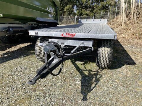 E-FARM: Fliegl dpw 180b - Trailer - id CBSDRJB - 19.777 € - Produktionsår: 2024 - Tyskland