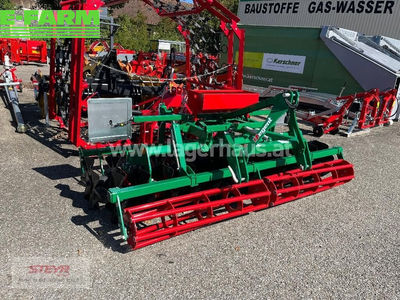 E-FARM: Regent F-WW 300 T - Presses and roller - id 9YEVSIX - €9,667 - Year of construction: 2023