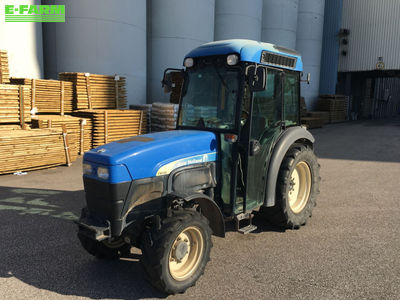 E-FARM: New Holland TN70 - Tractor - id TGSWBRD - €17,000 - Year of construction: 2005 - Engine hours: 4,470,Engine power (HP): 72,Italy