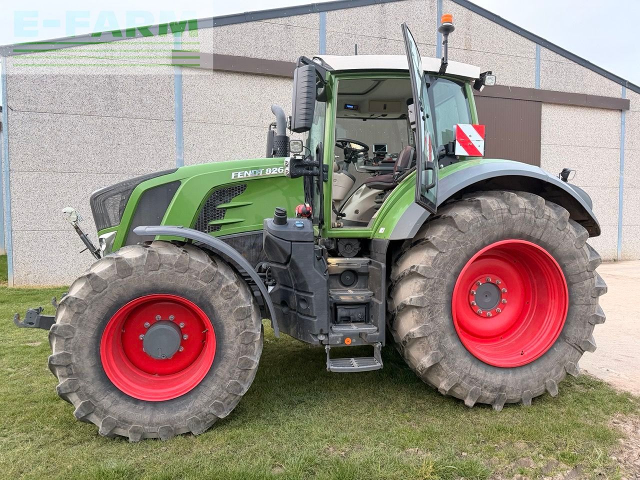 Fendt 826 Vario Profi Plus Tractor