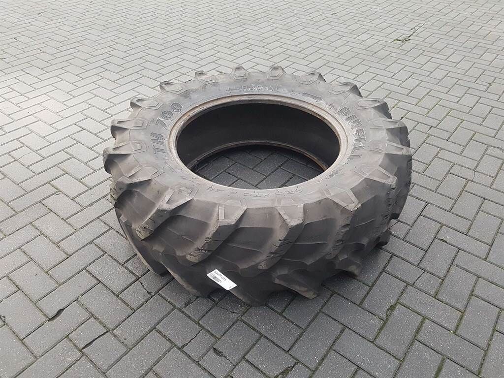 PIRELLI 420/70r28-tire/reifen/band Pneumatico e cingolo
