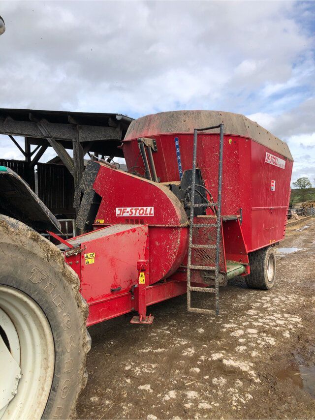E-FARM: jf vm 18 - Mélangeurs d'alimentation - id CE5TWUG - 13 500 € - Année: 2012 - France