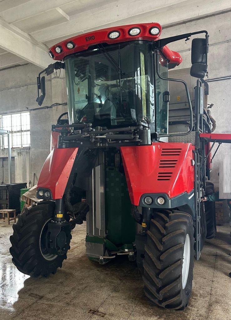 E-FARM: ERO grapeliner 7175x - Grape harvester - id 7ZJ9SKF - Year
