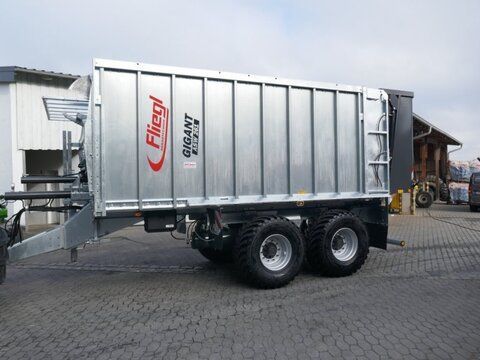 Fliegl asw 261 compact fox Wózek paszowy