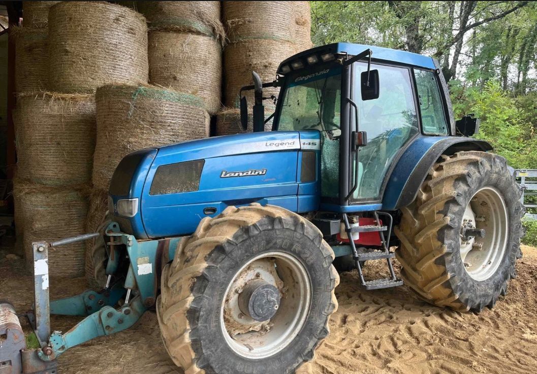 Landini legend 145 Traktor 15 000 €