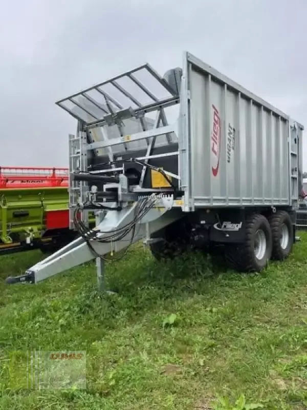E-FARM: Fliegl gigant asw 190 fox !reduziert! - Transporte de forraje - id SDVDHXF - 31.500 € - Año: 2024 - Alemania