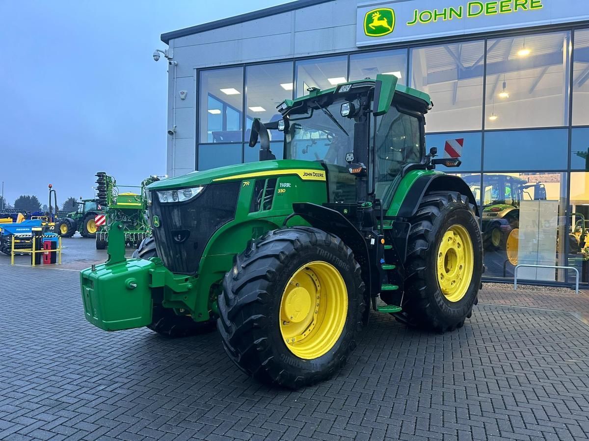 John Deere 7R 330 Traktor 171.709 €
