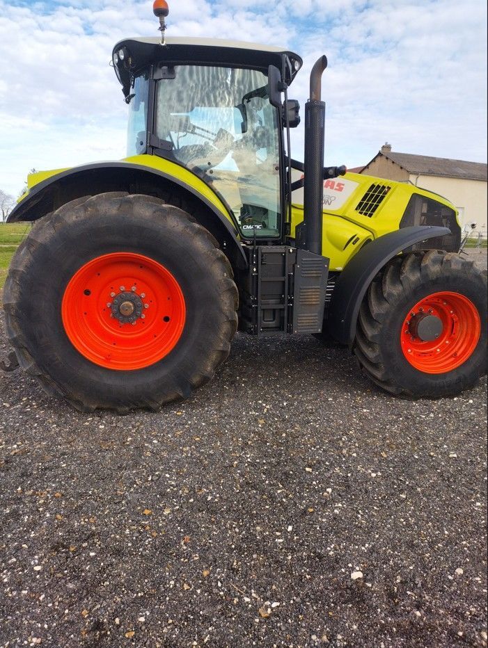 Claas Axion 830 Tractor €110,000