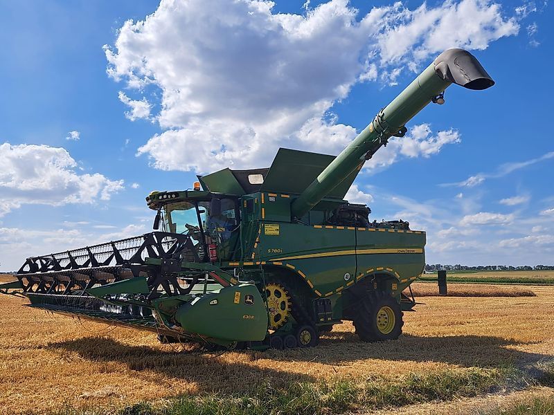 John Deere S 780 Combine harvester €275,000