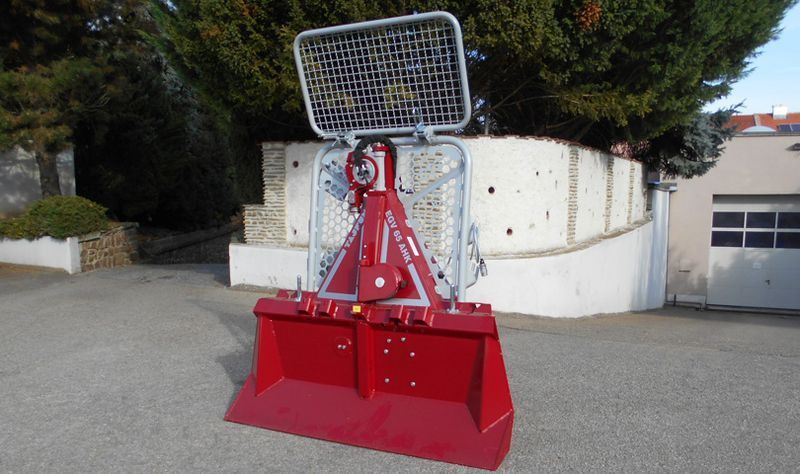E-FARM: Tajfun egv 65 ahk sg - funk - Forstausrüstung - id ALH4KLH - 8.325 € - Österreich