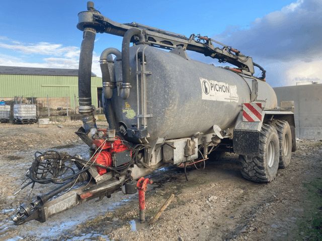 E-FARM: Pichon tci 15700 - Esparcidor de estiércol líquido autopropulsado - id 5SG5XMT - 40.000 € - Año: 2007 - Francia