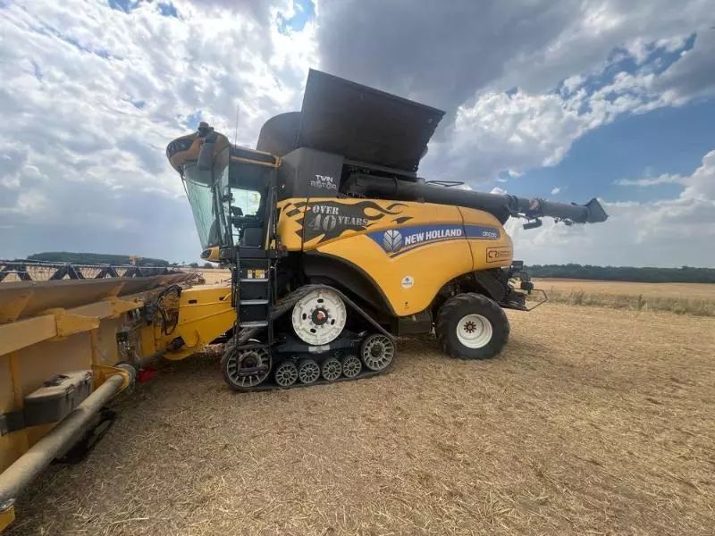New Holland CR 10.90 Kombajn zbożowy