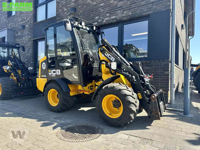 E-FARM: JCB 403 agri - Tele wheel loader - id V5DUT2J - €36,900 - Year of construction: 2022 - Engine hours: 483,Engine power (HP): 26,Germany