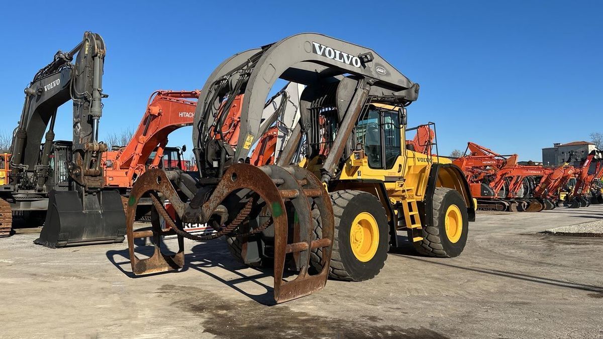 E-FARM: VOLVO l180fhl - Chargeuse sur pneus - id 1VGV8IB - 119 000 € - Année: 2008 - Lecture du nombre d'heure: 25 090,Italie