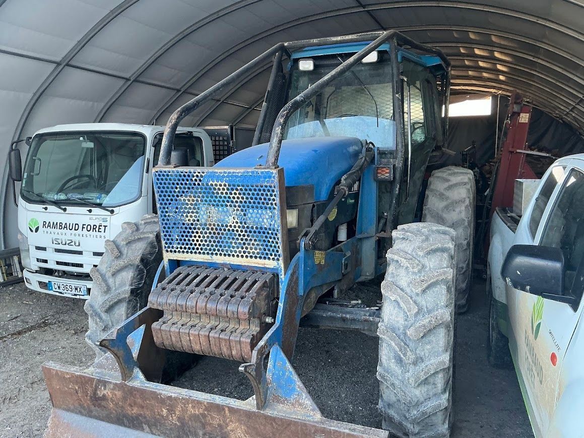 New Holland M 115 Traktor 30 000 €
