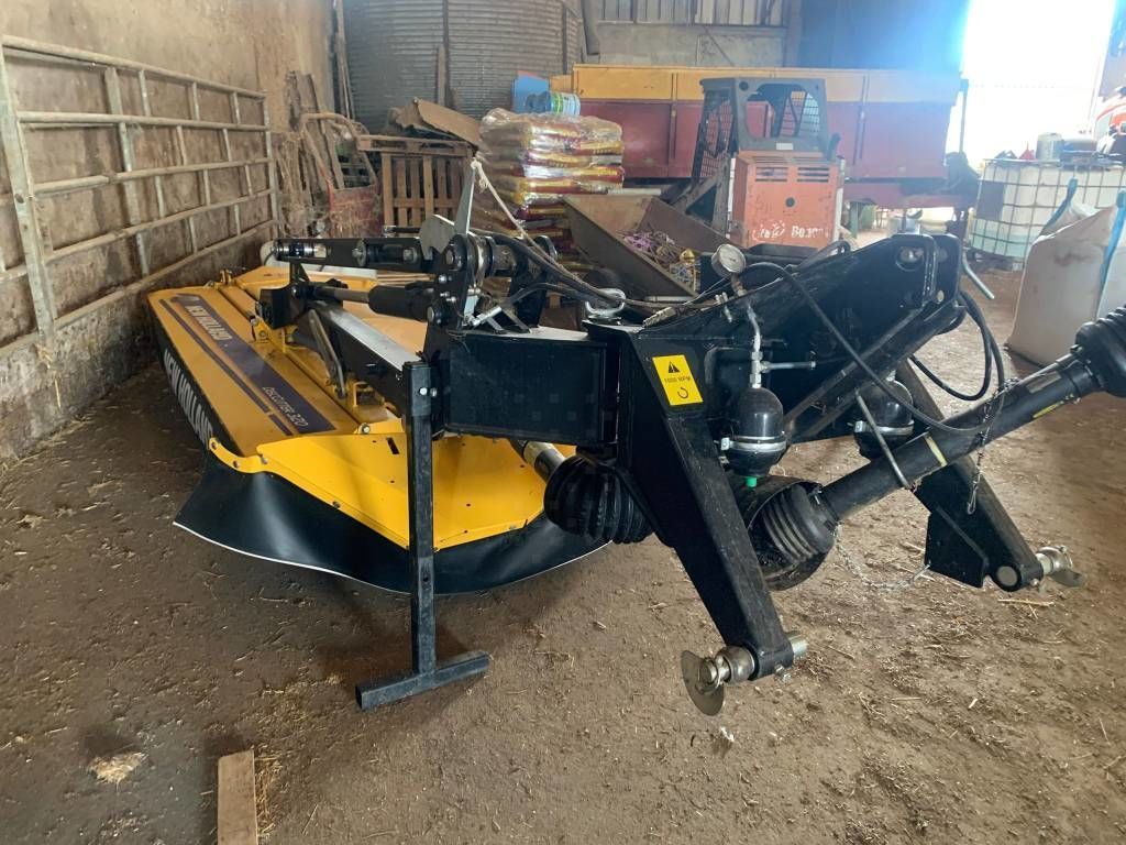 New Holland DiscCutter 320 Segadora 5500 €