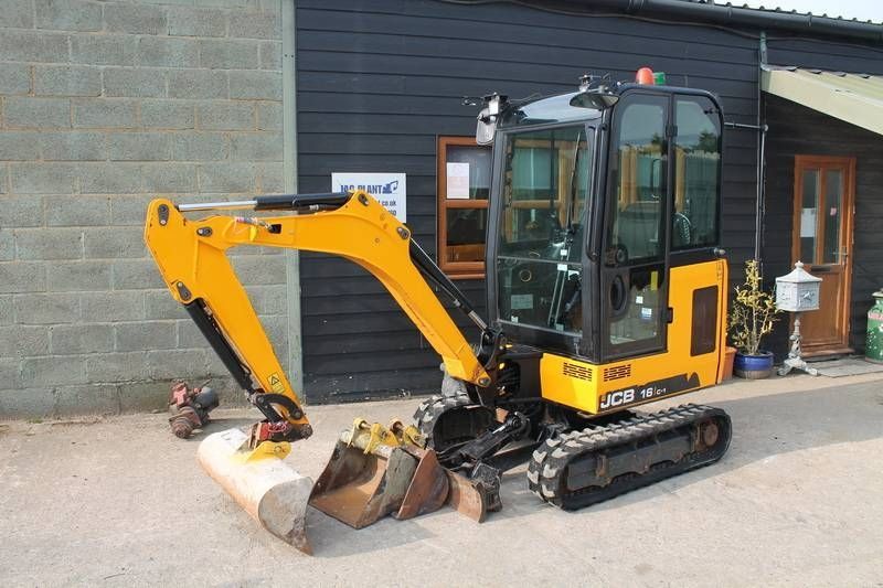 JCB 16 c-1 Mini-pelle 15 457 €