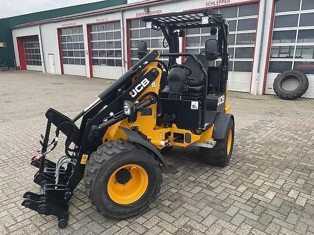 JCB 403 plus Chargeuse compacte 39 706 €