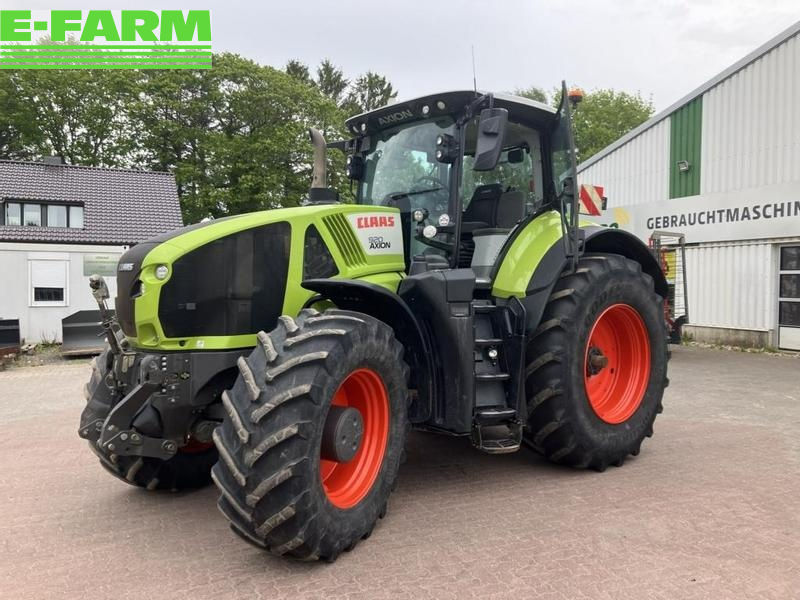 Claas Axion 920 tractor €115,000