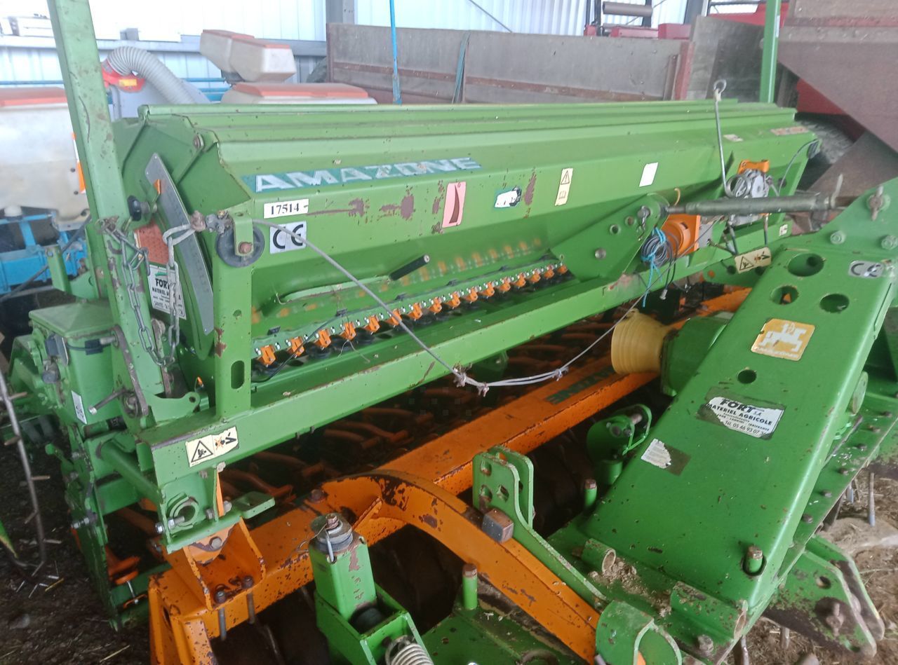 Amazone ad 302 Siewnik rzędowy/agregat uprawowo-siewny 2500 €