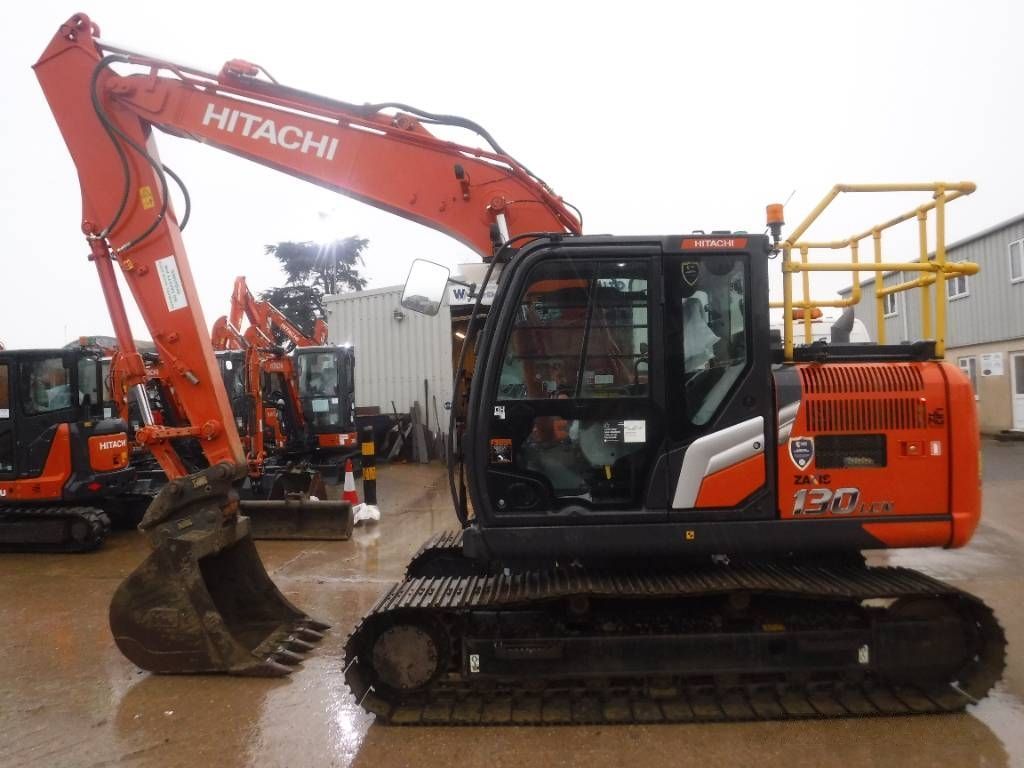 E-FARM: Hitachi zx 130 lc n-7 - Crawler excavator - id DW7RFLB
