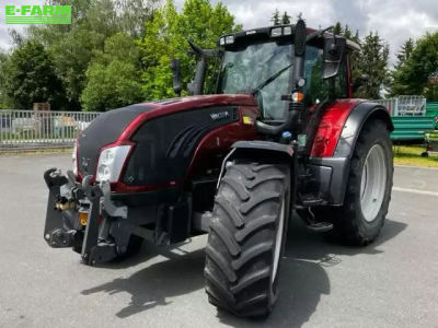 E-FARM: Valtra T163e - Tractor - id MLMM4MS - €63,900 - Year of construction: 2014 - Engine hours: 3,380,Engine power (HP): 162,Germany