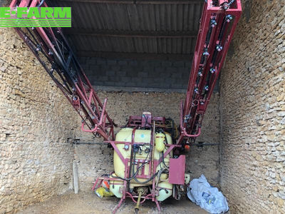 E-FARM: Hardi GRASSLAND - Pulvérisateur - id 5WEYQ9R - 6 800 € - Année: 2003