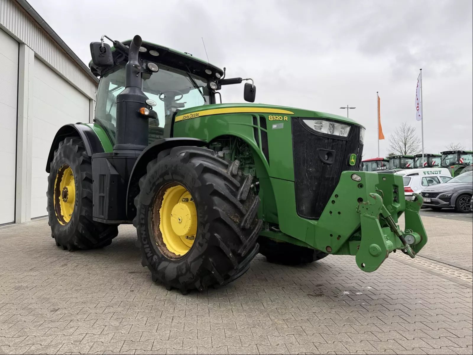 E-FARM: John Deere 8320 R - Tractor - id 1QFX9MC - €115,000 - Year of construction: 2017 - Engine hours: 6,750,Engine power (HP): 320,Germany