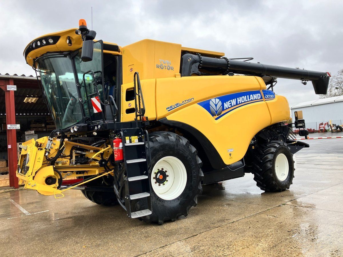 New Holland CR 7.90 Cosechadora