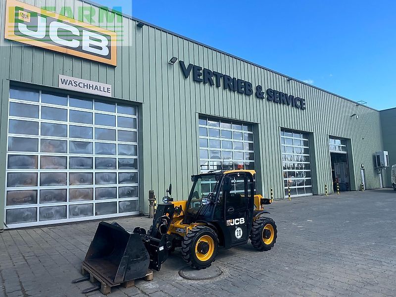 JCB 514-40 Teleskopinis krautuvas 48 500 €