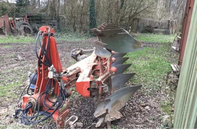 E-FARM: Kuhn vari-m 151 - Arado - id PDEYYFF - 9900 € - Año: 2001 - Francia