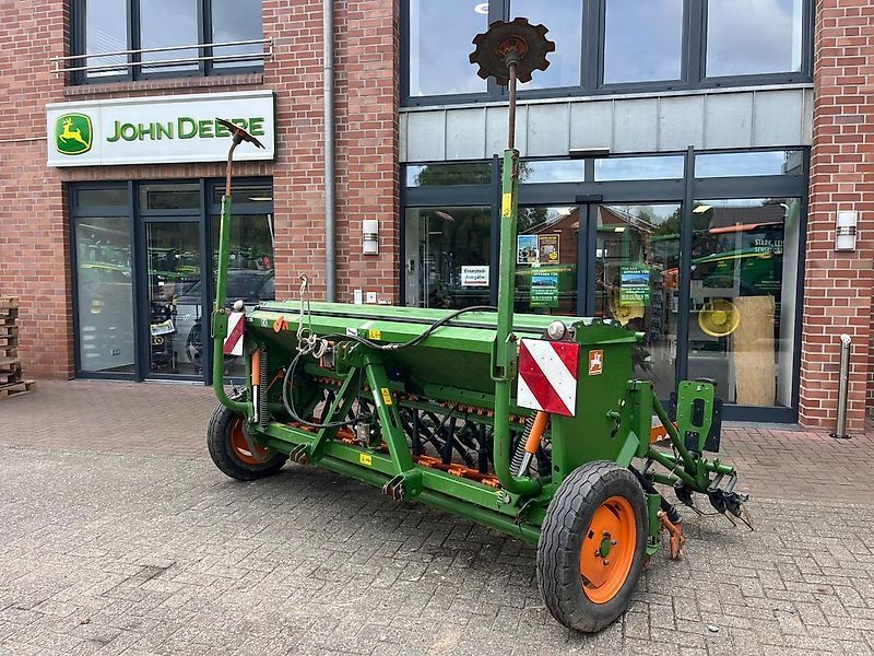 E-FARM: Amazone d9-30 spezial - Drillmaschine - id 3KCVPWG - 4.750 € - Baujahr: 2004 - Deutschland