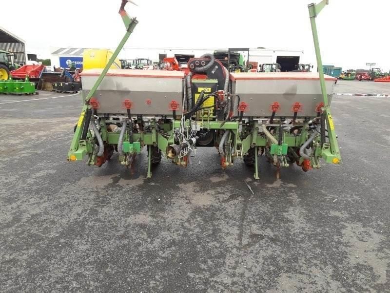 E-FARM: Nodet gougis non-renseigné - Taladro - id WD8AJGE - 2900 € - Año: 1996 - Francia
