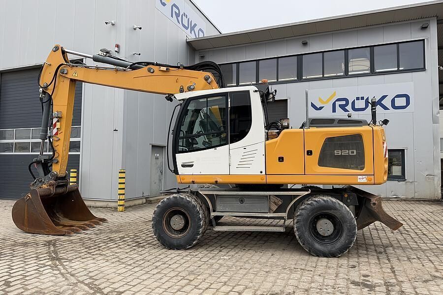 Liebherr a 920 litronic Excavadora de ruedas 75.000 €