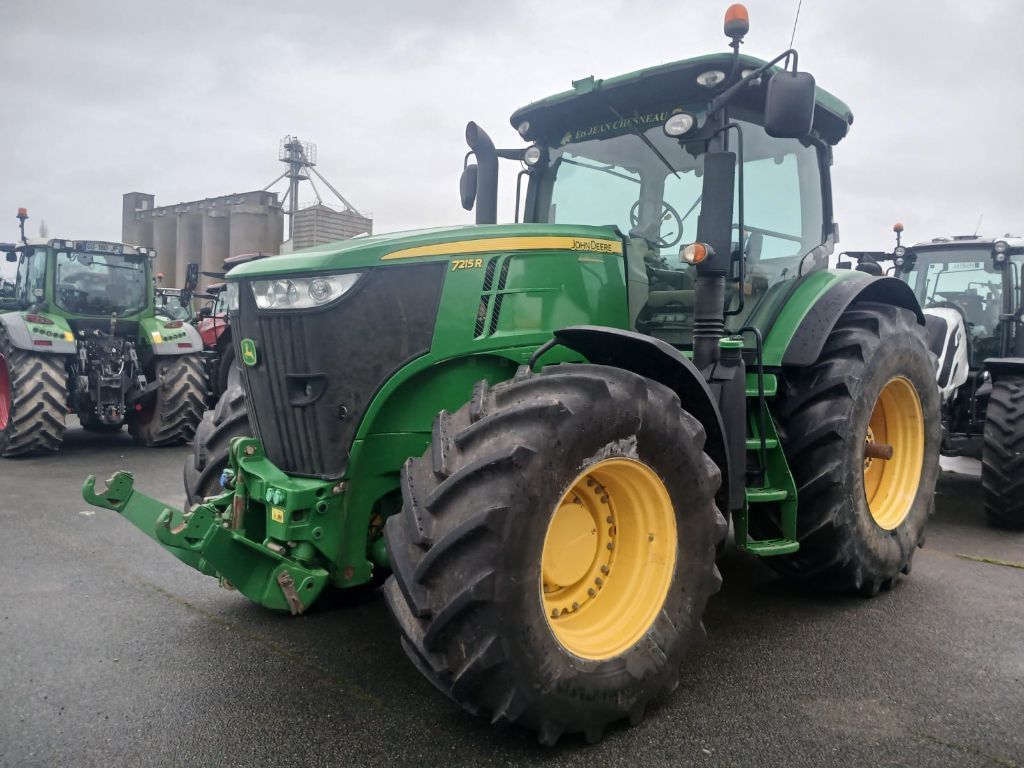 John Deere 7215 R Tractor 66.000 €