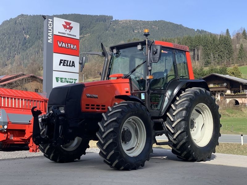 Valtra 6550 HiTech tractor €48,333