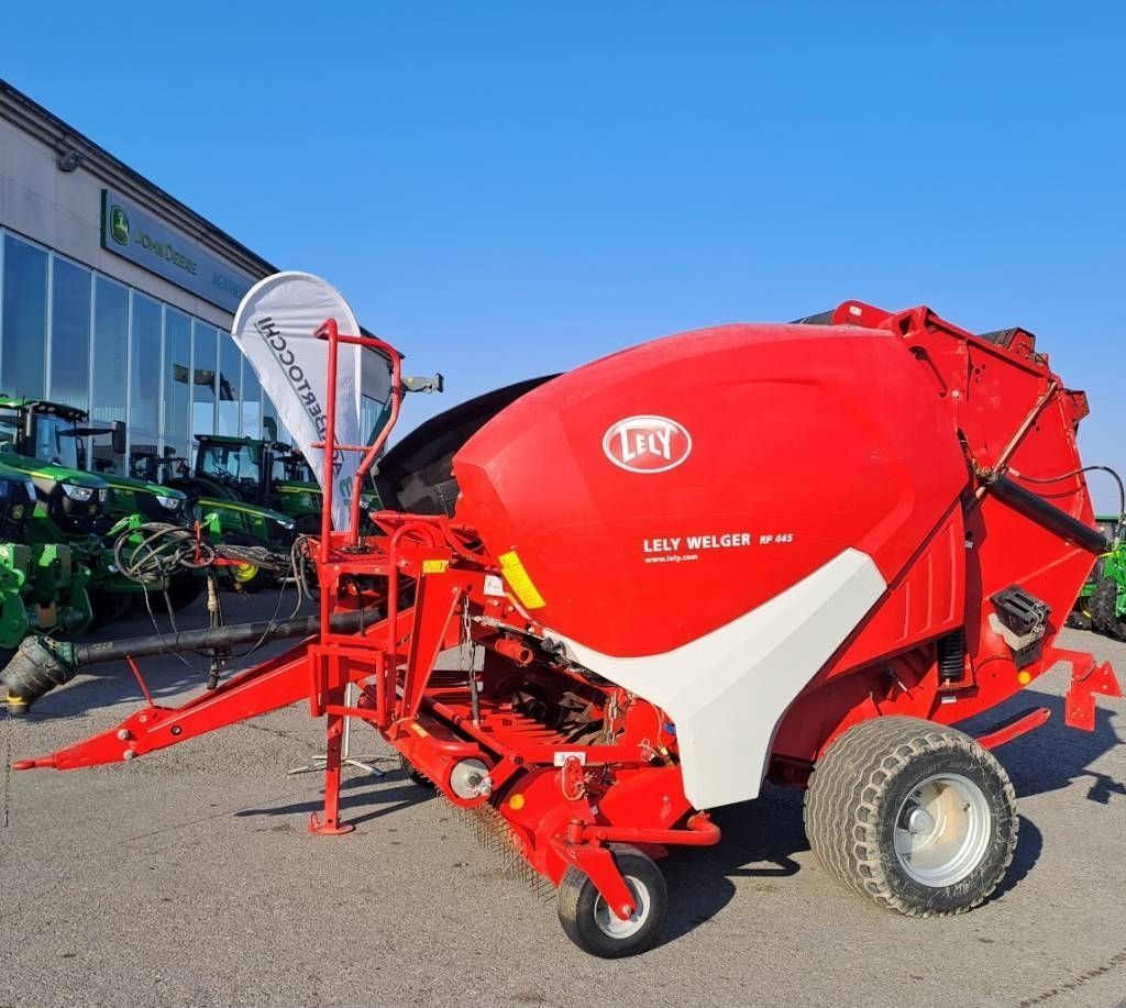 E-FARM: Lely rp 445 - Πρέσσα - id KMM8VEN - 19.900 € - Χρονία: 2015 - Συνολικός αριθμός παραχθέντων δεμάτων: 21.000,Ιταλία