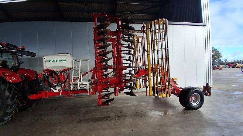 Pöttinger Terradisc  6001 T Disc harrow €28,500