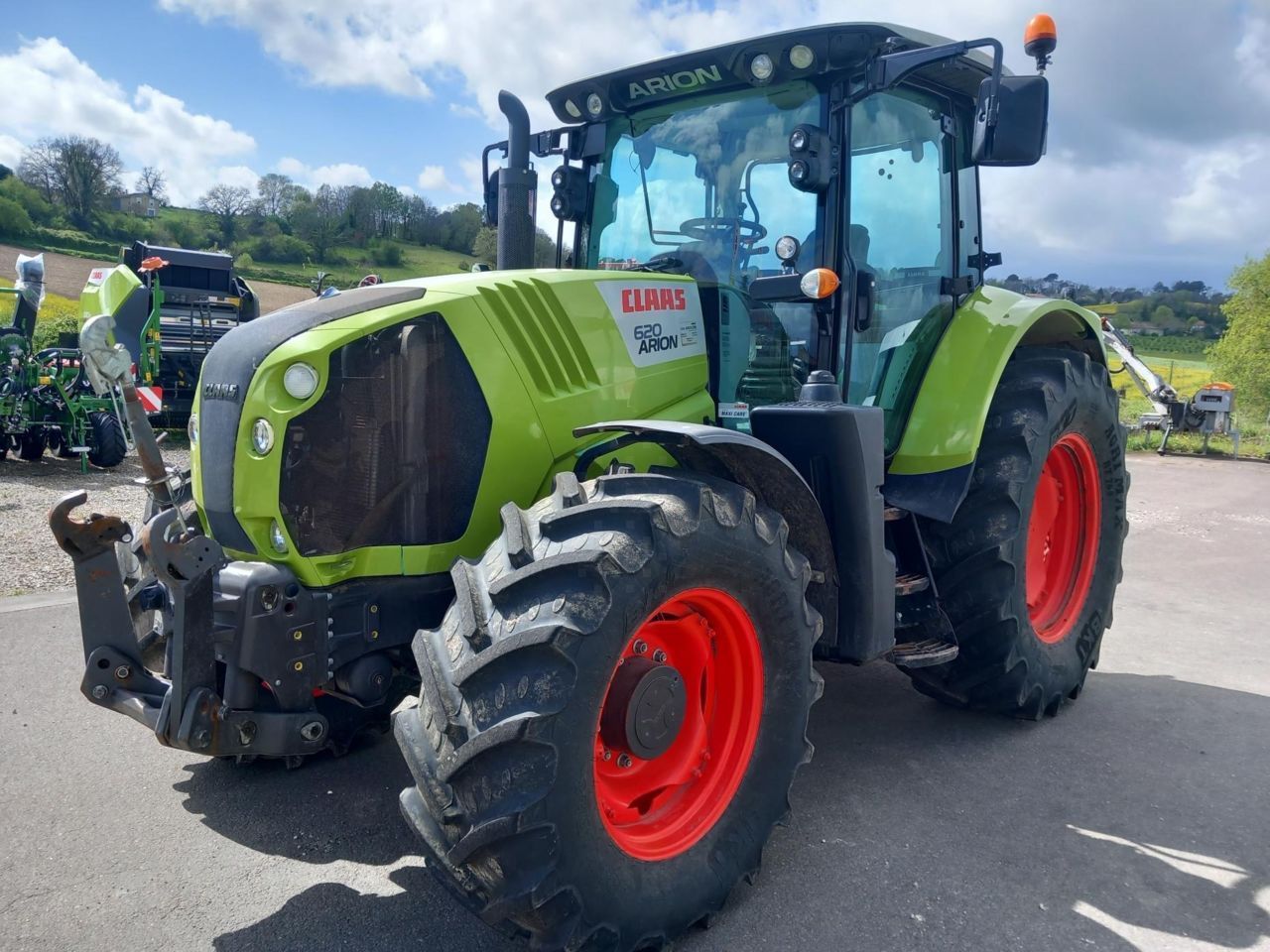 Claas Arion 620 Tractor €49,000