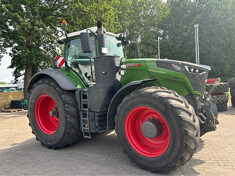 E-FARM: Fendt 1050 Vario ProfiPlus - Τρακτέρ - id KSRMNVL - 245.000 € - Χρονία: 2022 - Μετρητής ωρών: 4.900,Ισχύς κινητήρα: 517,Γερμανία