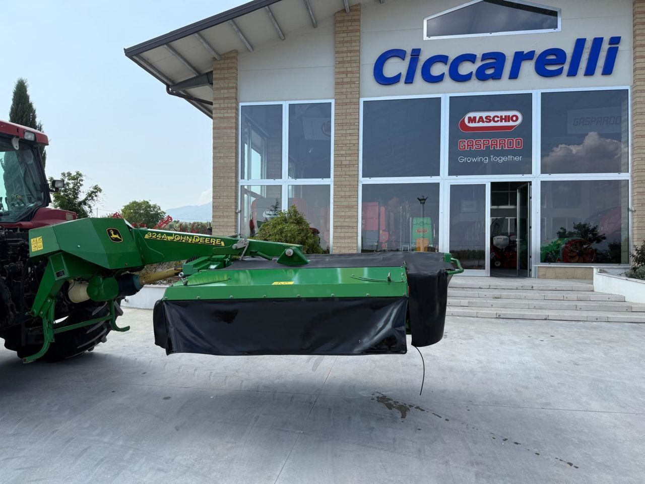 John Deere 324A Dispozitiv de cosit